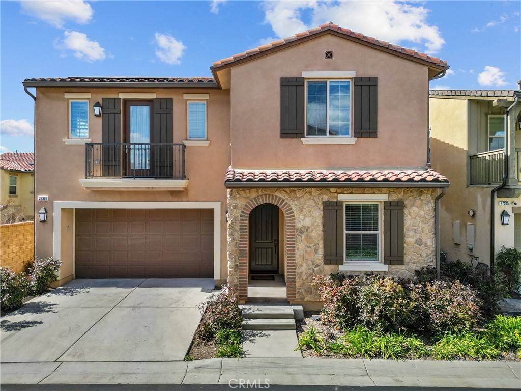 Saugus, CA 91350,27301 Sandstone PL