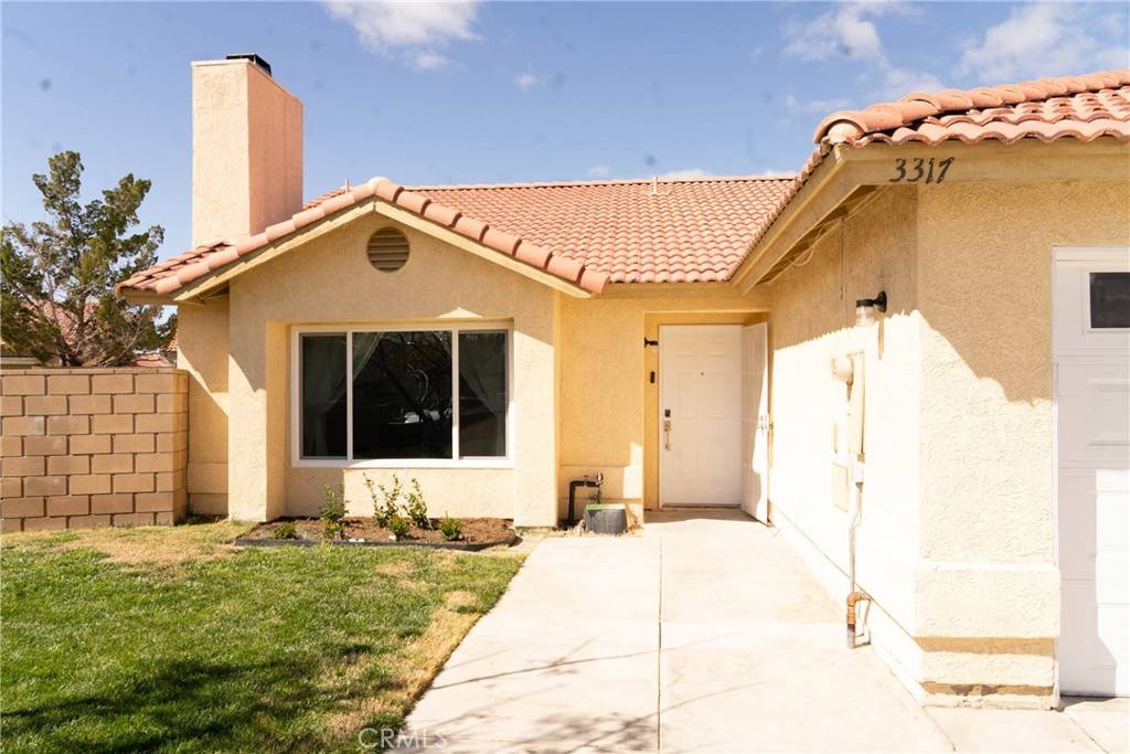 Rosamond, CA 93560,3317 Dale CT