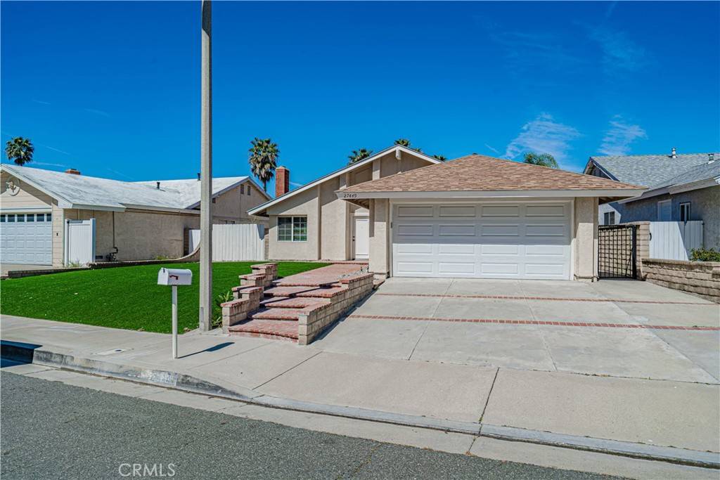 Saugus, CA 91350,27449 Raindance PL