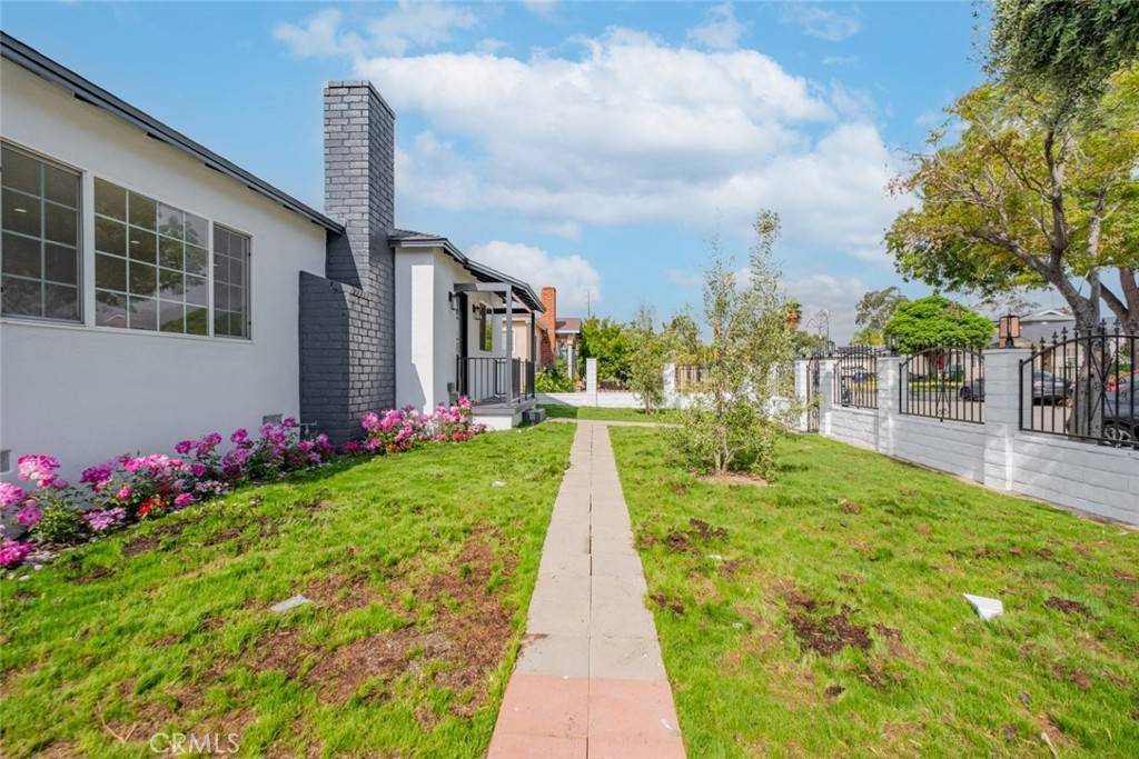 North Hollywood, CA 91605,12544 Cantara Street