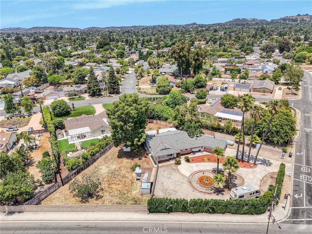 Thousand Oaks, CA 91360,1633 Montgomery RD