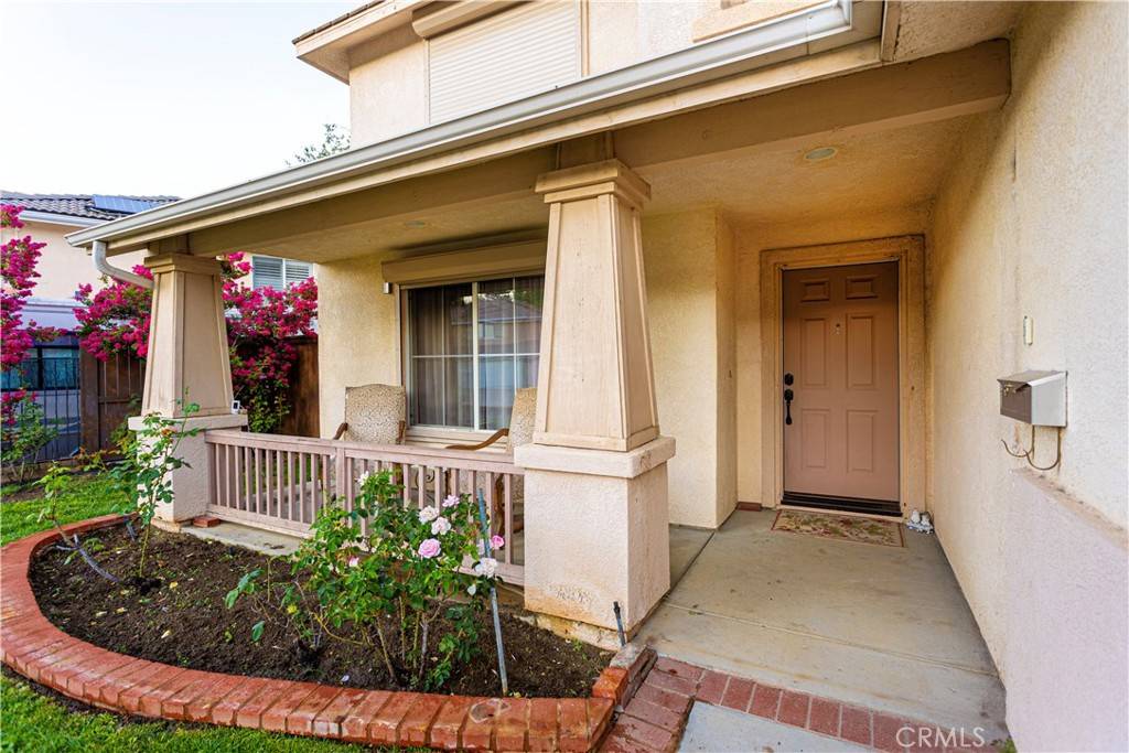 Castaic, CA 91384,28616 Black Oak LN