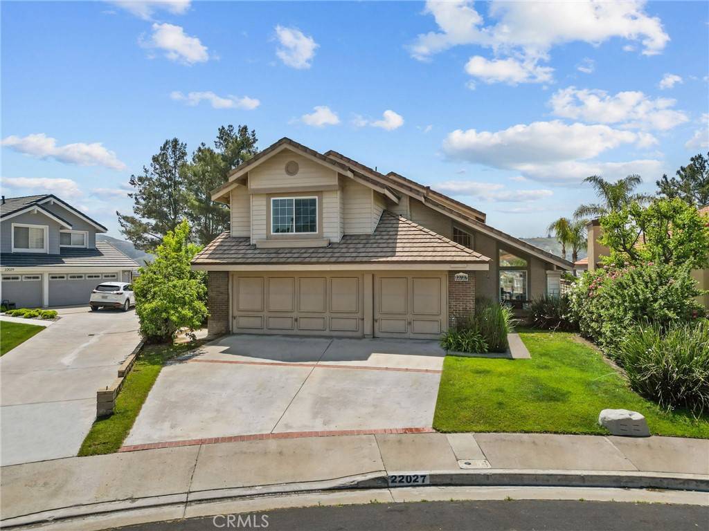 Saugus, CA 91350,22027 Pamplico DR