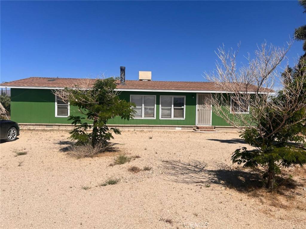 Rosamond, CA 93560,8111 WOODLAND