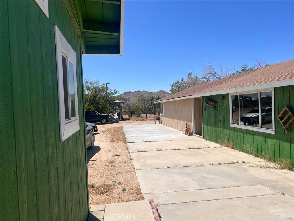 Rosamond, CA 93560,8111 WOODLAND