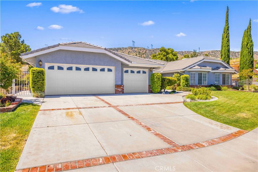 Palmdale, CA 93551,6902 Sycamore LN