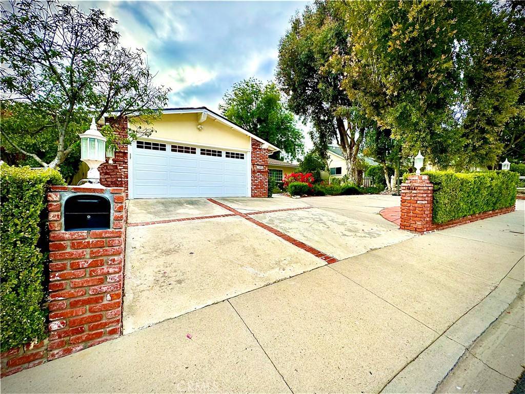 West Hills, CA 91307,7101 Rivol RD