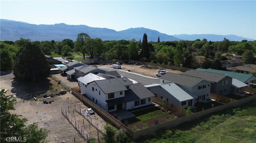 Bishop, CA 93514,787 Pivot PL