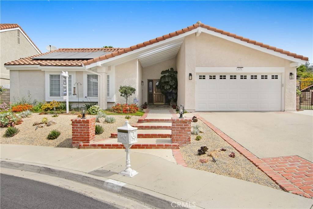 Newbury Park, CA 91320,675 Oak Shadow View PL