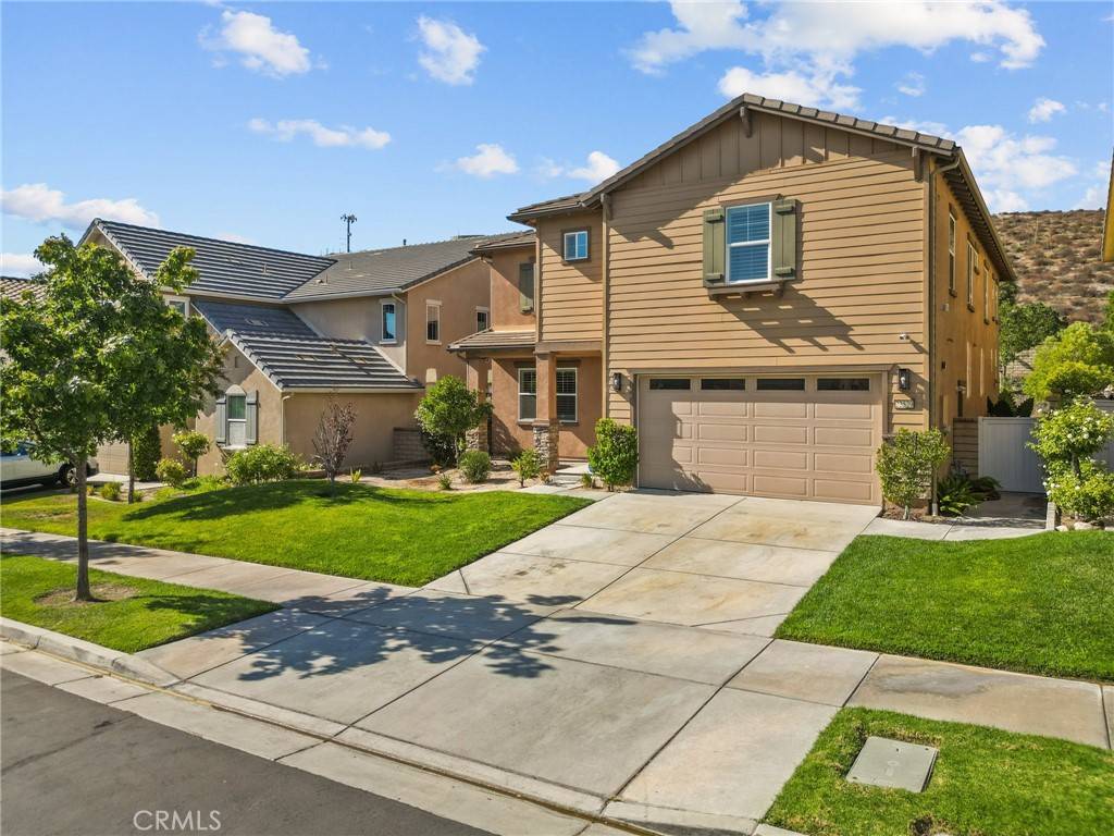 Saugus, CA 91350,22529 Breakwater WAY