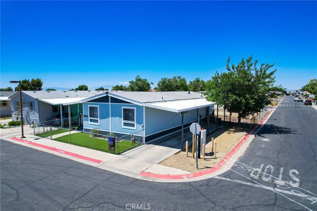 Lancaster, CA 93535,2545 E Avenue I #103