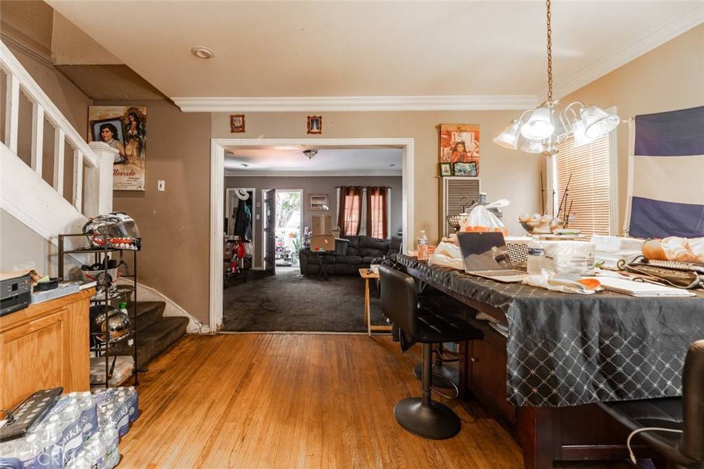 Los Angeles, CA 90029,5154 Romaine ST