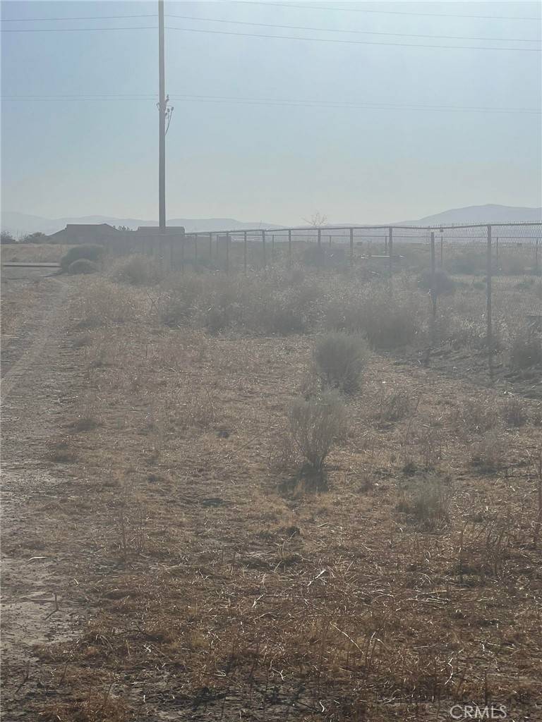 Lancaster, CA 93536,70 Avenue A-12