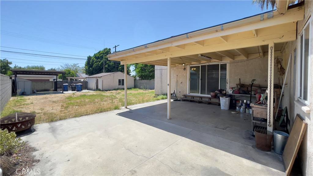 Arleta, CA 91331,9699 Lev AVE