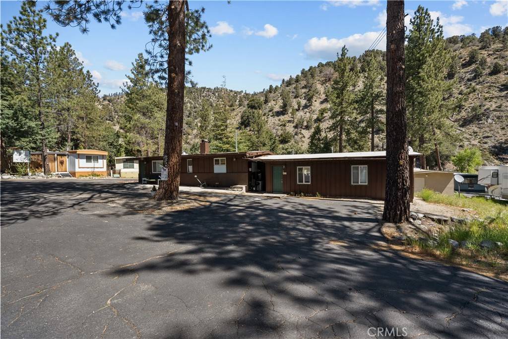 Wrightwood, CA 92397,1776 State Highway 2