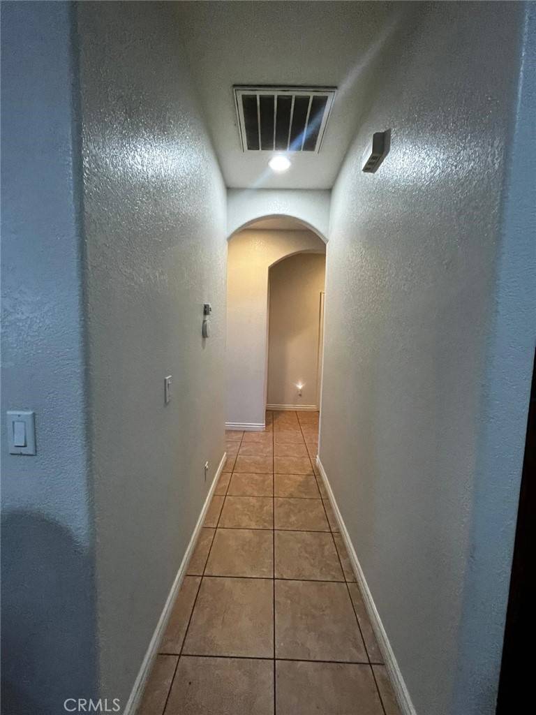 9661 Redwood BLVD California City, CA 93505