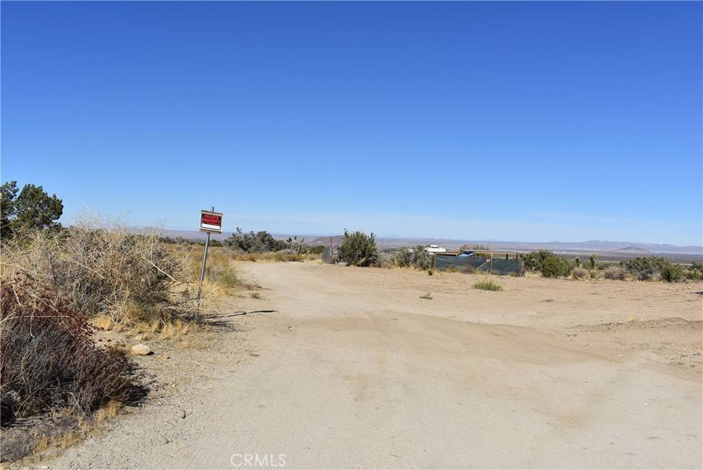 Llano, CA 93544,22300 Avenue X14