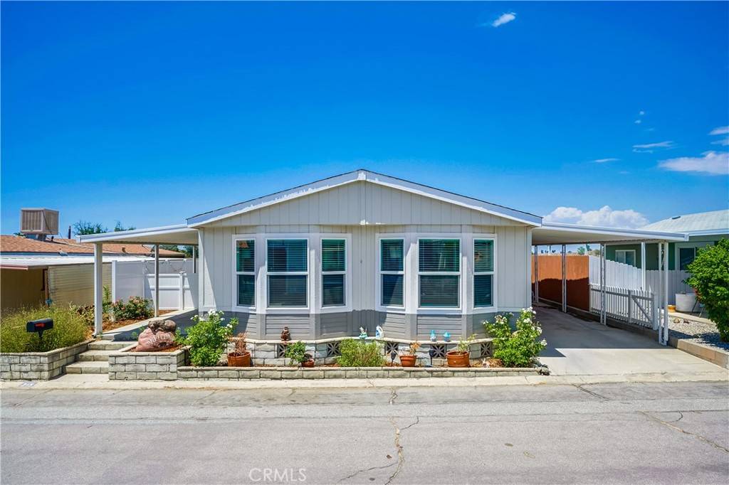 Calimesa, CA 92320,10320 Calimesa BLVD #215