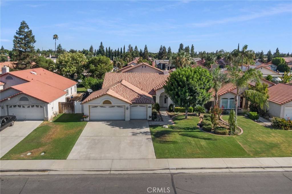 Bakersfield, CA 93311,10308 Walnut Creek CT