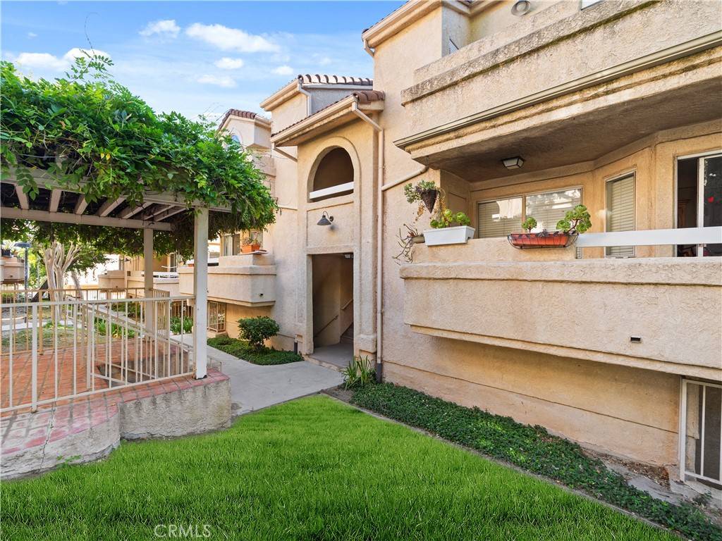 Newhall, CA 91321,19810 Sandpiper PL #22