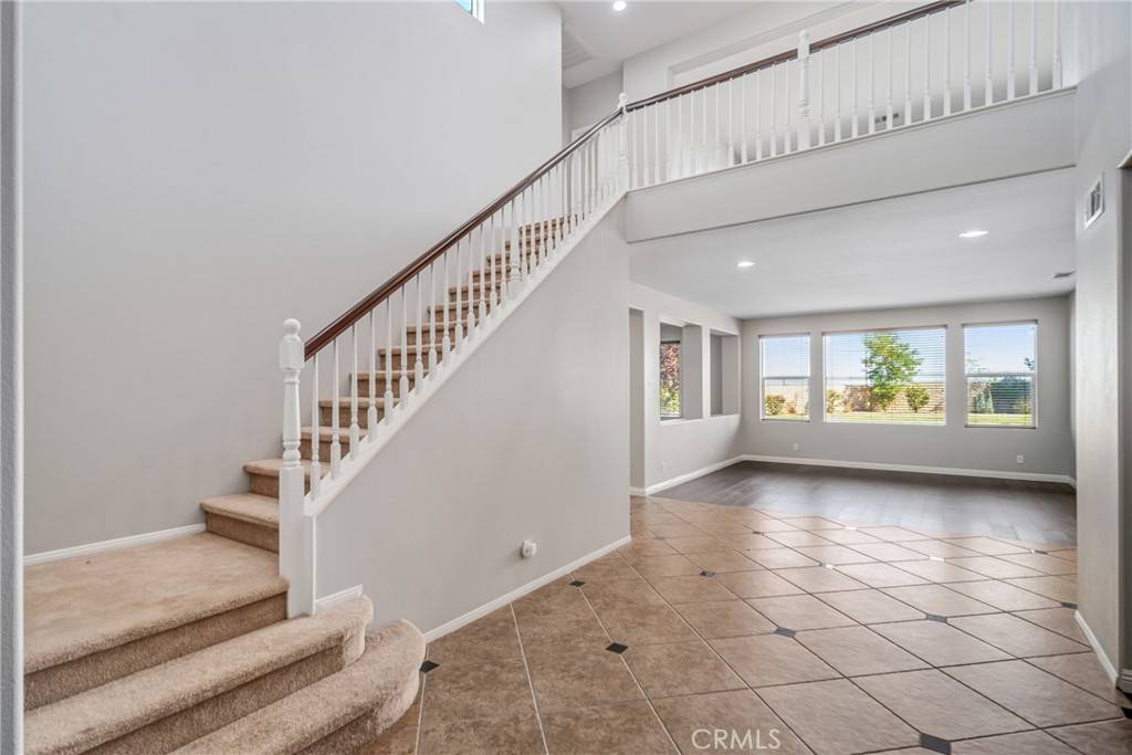 3165 Camino Hermanos Lancaster, CA 93536