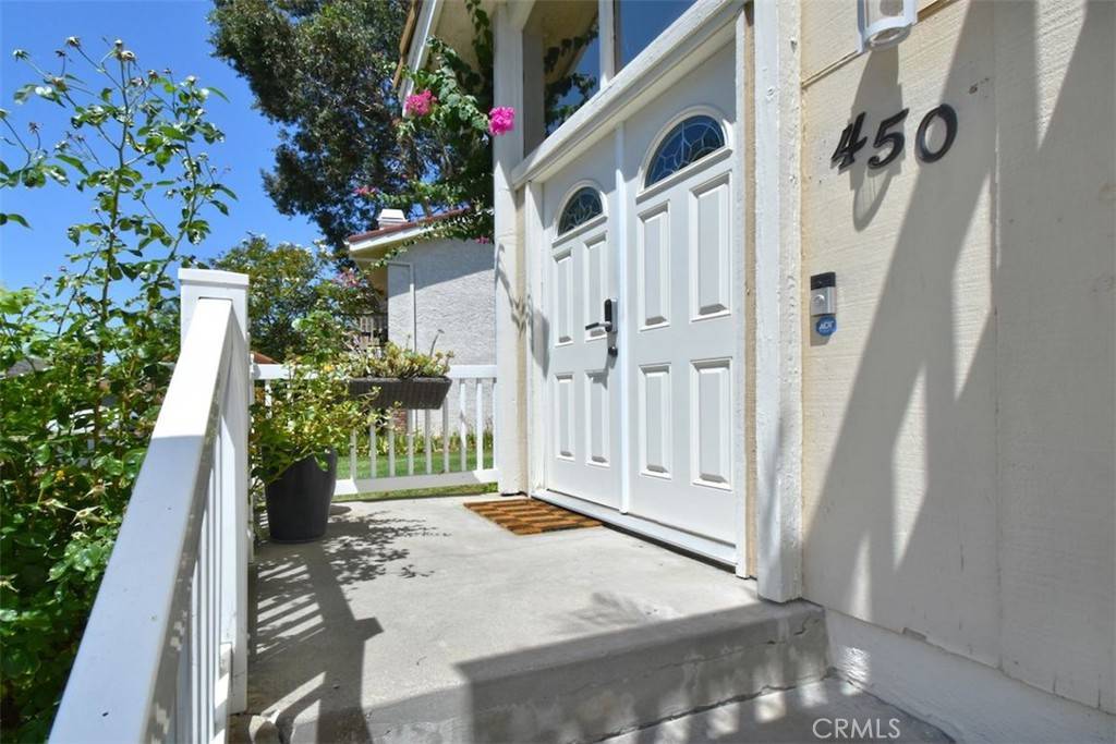 Oak Park, CA 91377,450 Cresthill