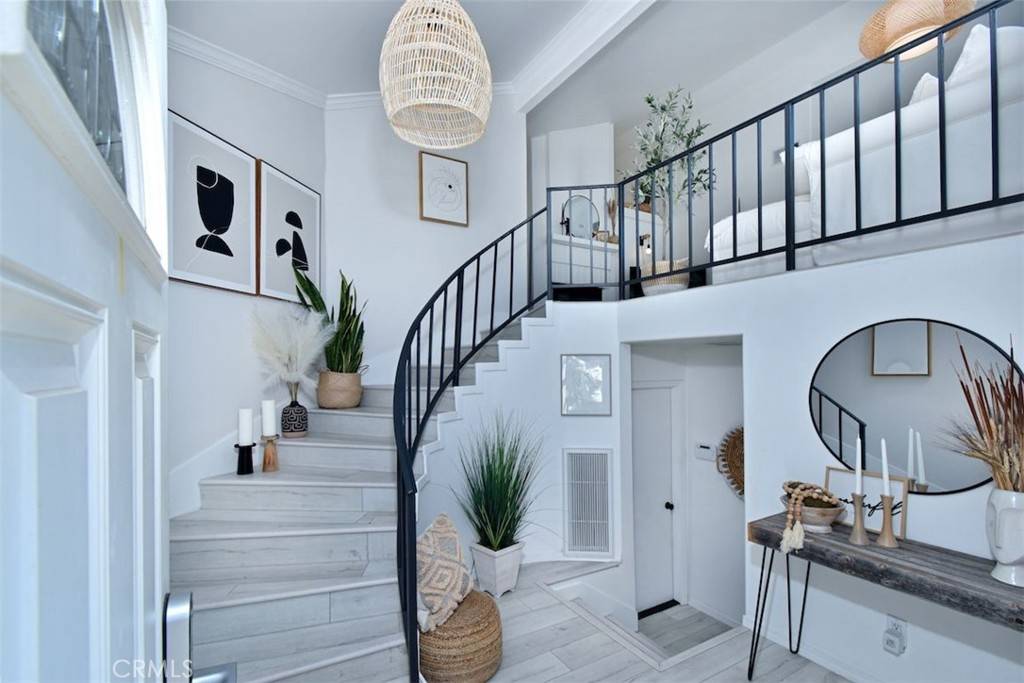 Oak Park, CA 91377,450 Cresthill
