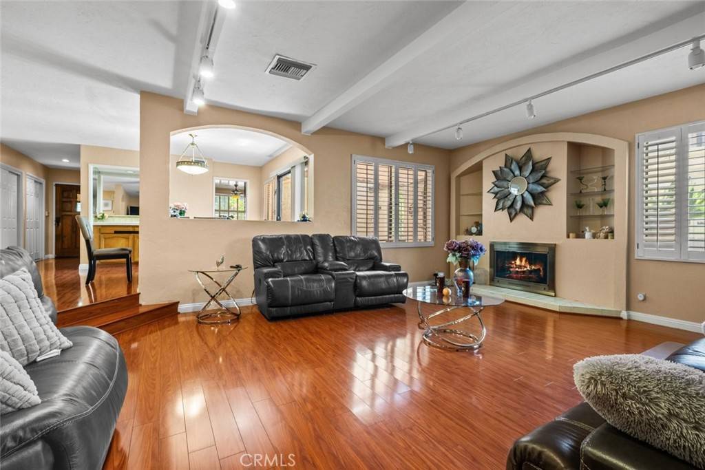 Encino, CA 91316,5255 Zelzah AVE #112