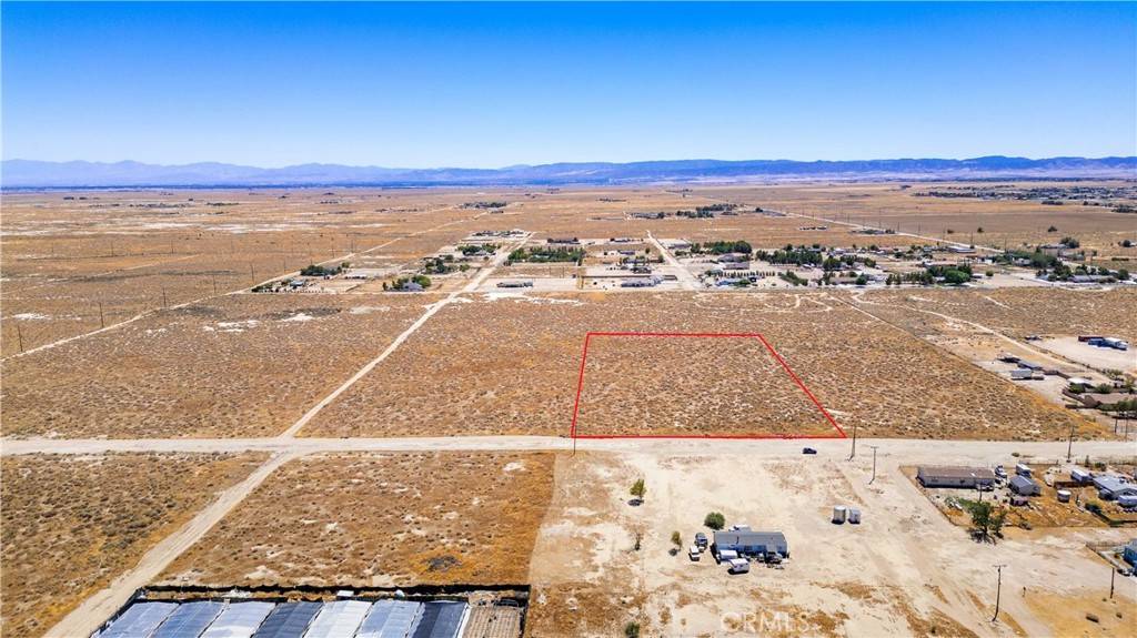 Rosamond, CA 93560,0 Holiday Ave