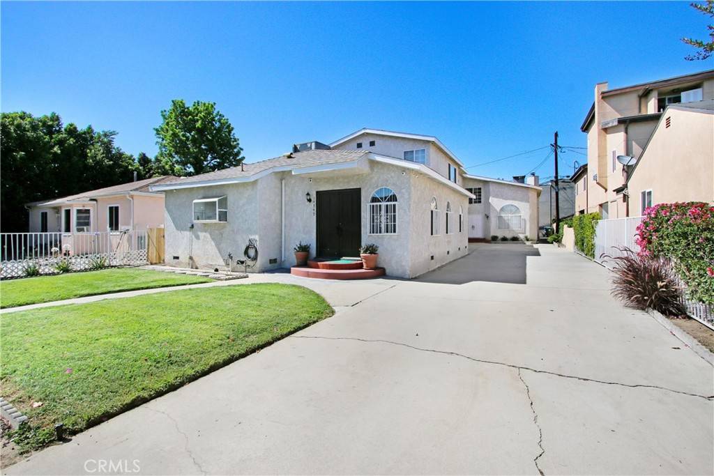 Van Nuys, CA 91401,14349 Tiara ST