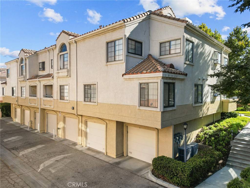 Canyon Country, CA 91387,18108 Erik CT