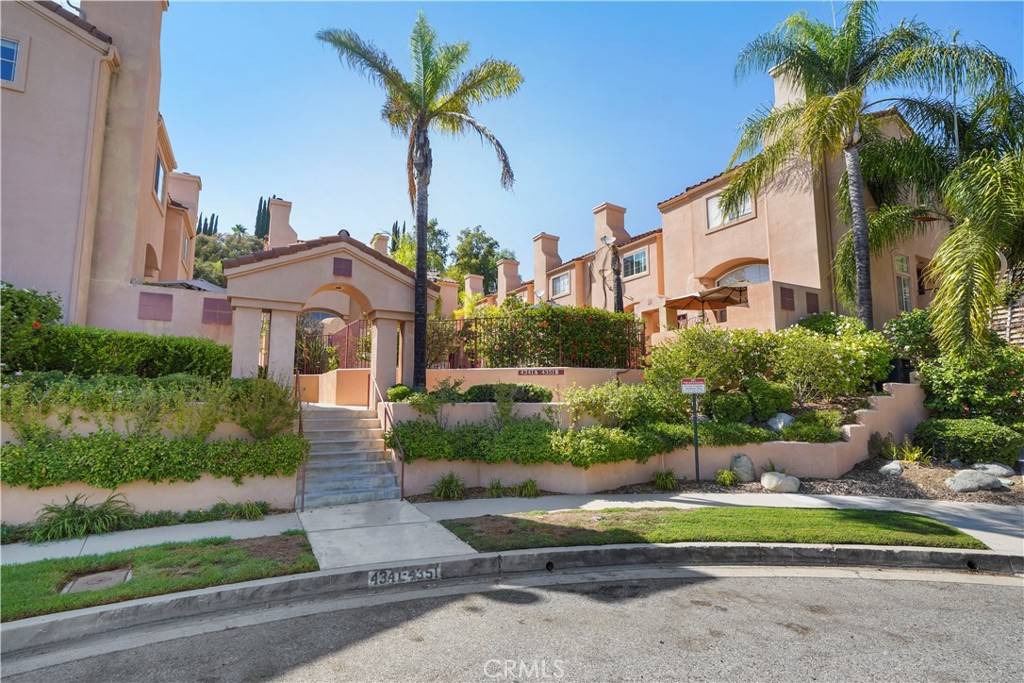 Calabasas, CA 91302,4347 Freedom DR #B