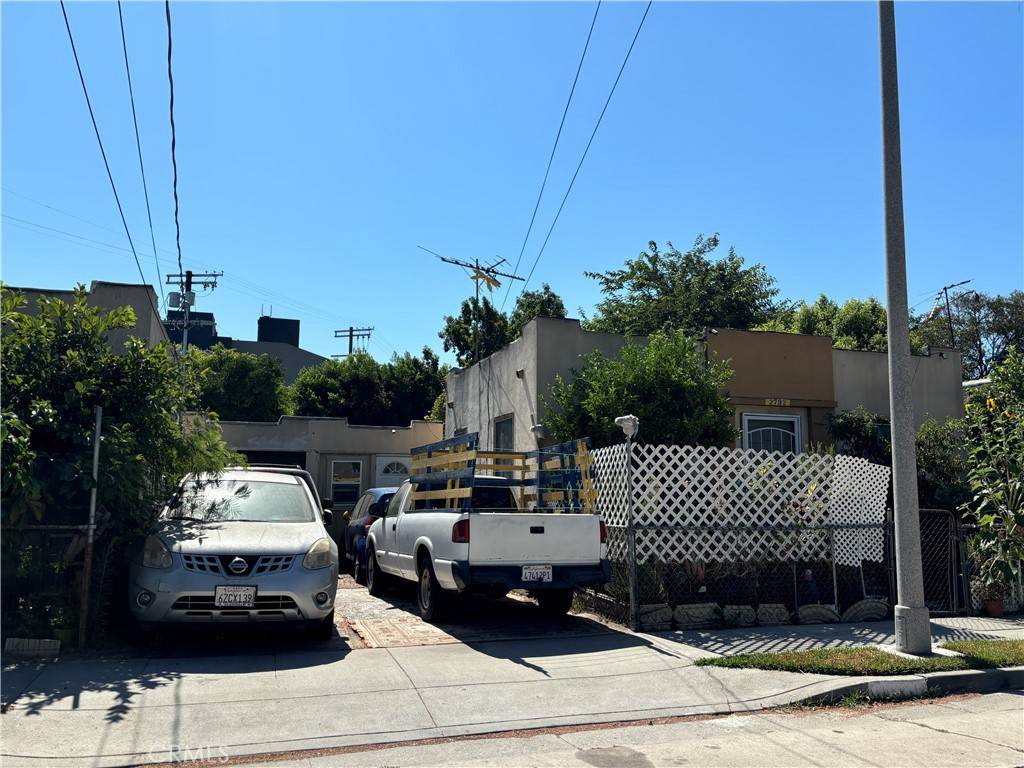 Los Angeles, CA 90039,1930 Blake AVE