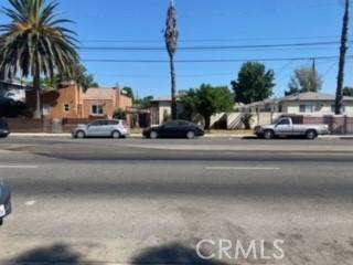 Van Nuys, CA 91405,6803 Matilija AVE