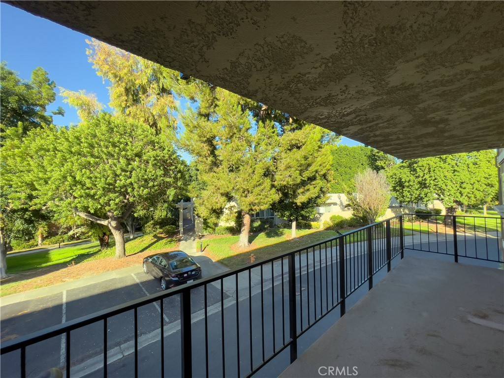 Laguna Woods, CA 92637,2242 Via Puerta B #B