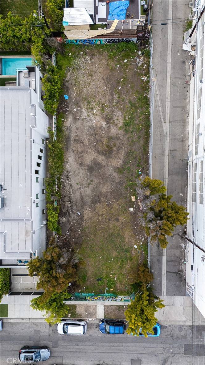 Los Angeles, CA 90036,645 N Gardner ST