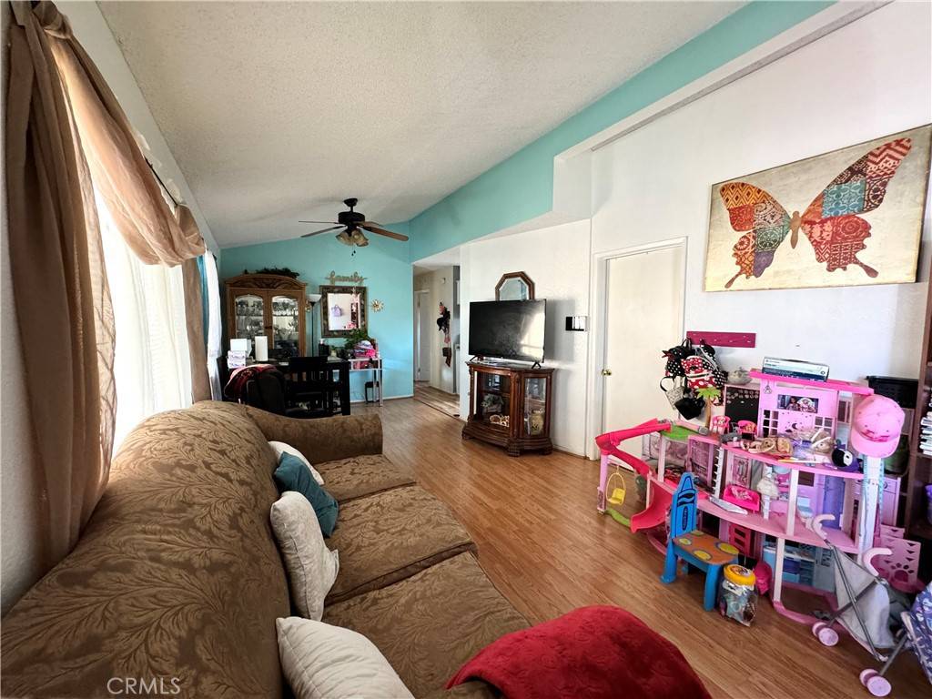 Canyon Country, CA 91351,18540 Soledad Canyon RD #69