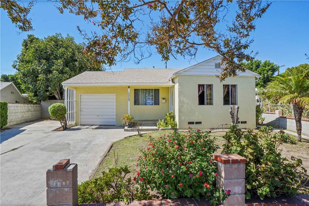 Panorama City, CA 91402,15249 Cantara ST