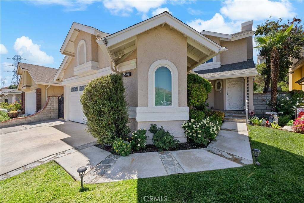 Saugus, CA 91390,28551 Avocado PL