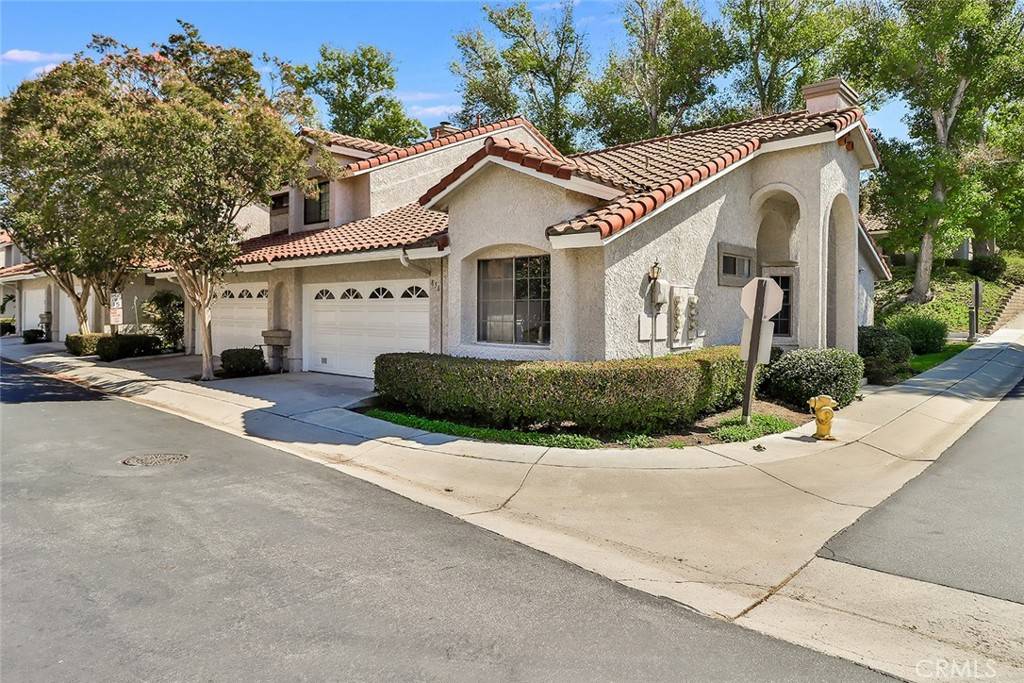 Camarillo, CA 93012,858 Paseo Tosamar