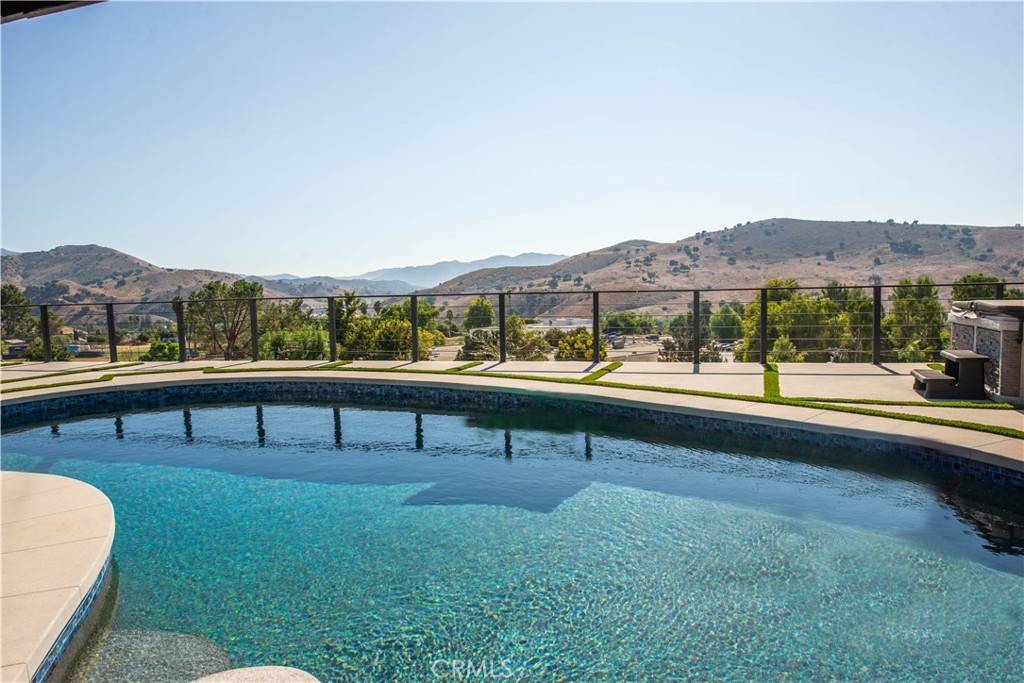 Calabasas, CA 91302,5849 Belbert CIR