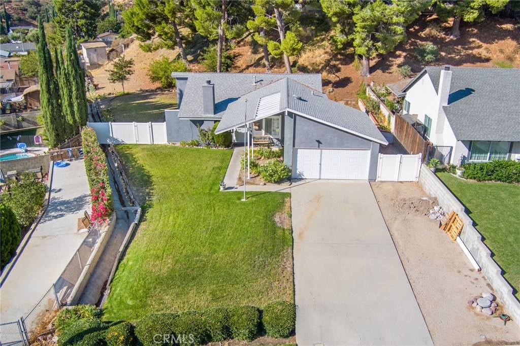 Canyon Country, CA 91387,29635 Grandifloras Road