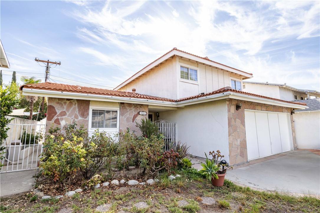 Chatsworth, CA 91311,10448 Willowbrae Ave