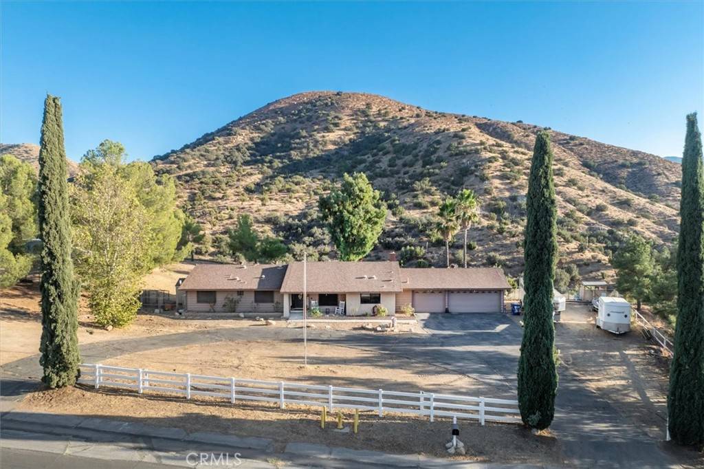 Acton, CA 93510,3120 Country WAY