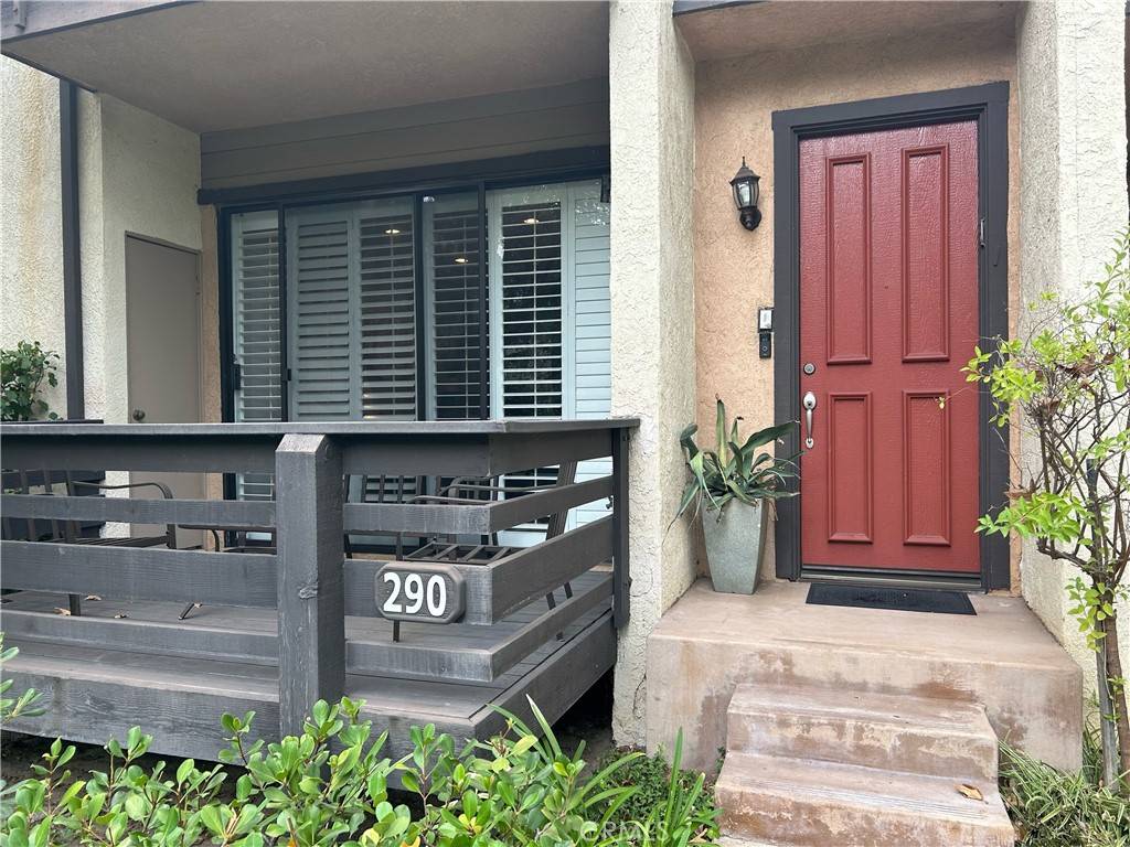 Woodland Hills, CA 91367,21900 Marylee ST #290