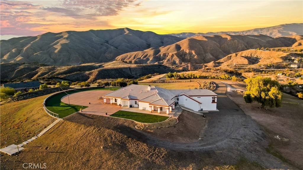 Agua Dulce, CA 91390,31800 Diamond View LN