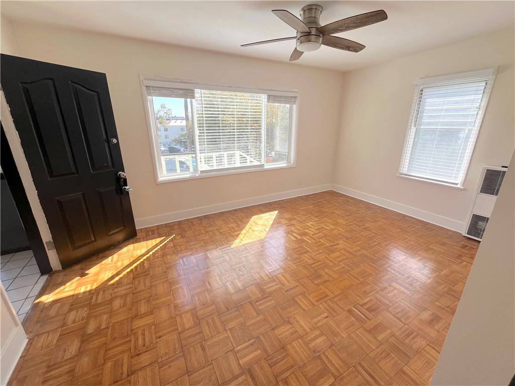 Laguna Beach, CA 92652,270 Cliff DR #7