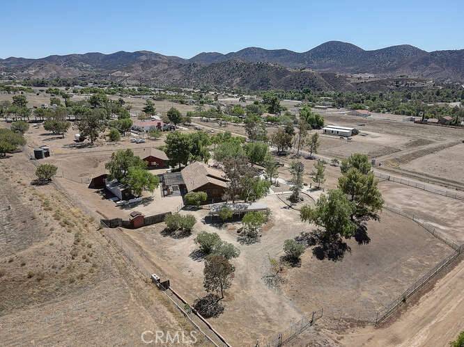 Agua Dulce, CA 91390,35502 Voss RD