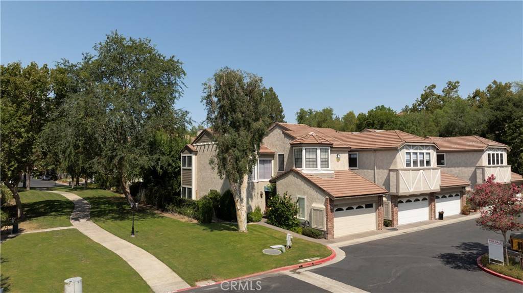 Agoura Hills, CA 91301,29629 Windsong LN