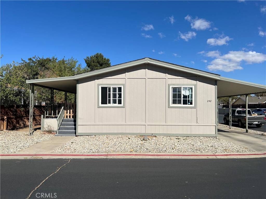 Palmdale, CA 93550,3524 E Avenue R